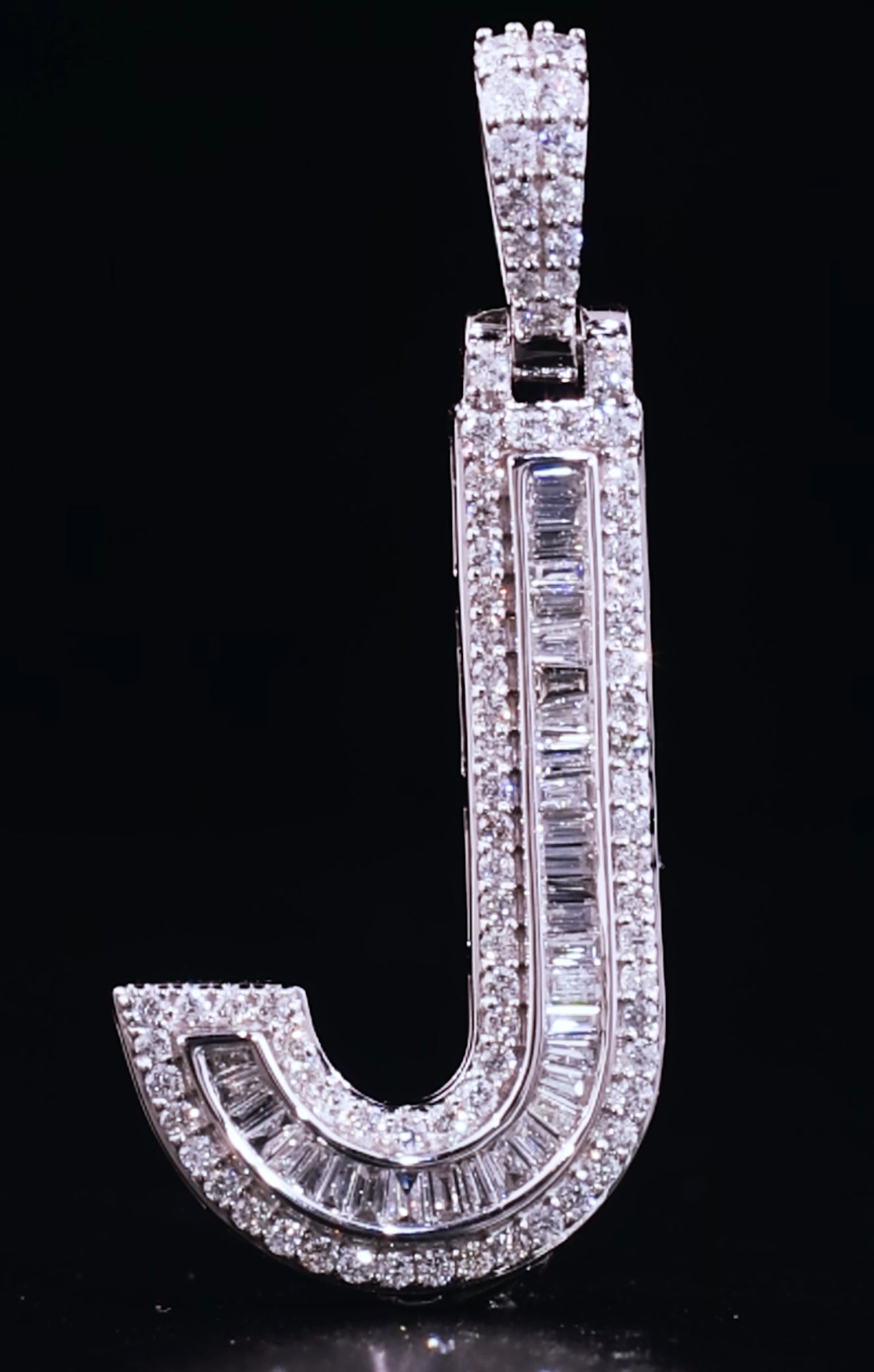 Custom Pendant Baguette Diamond Single Layer (Deposit)